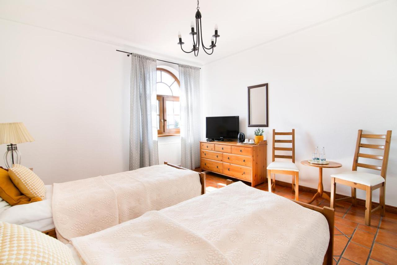 Hotel Lemoniada Lucmierz Eksteriør billede